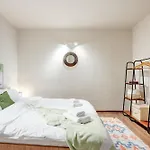 Holiday Apartments Bucharest *