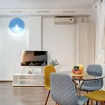 Holiday Apartments Bucharest Apartment *