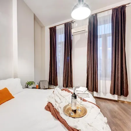아파트 Holiday Apartments Bucharest *