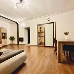 Holiday Apartments Bucharest Apartment *