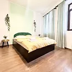 Holiday Apartments Bucharest Appartement *