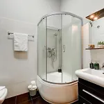 Appartement Holiday Apartments Bucharest Boekarest