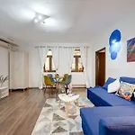 Appartement Holiday Apartments Bucharest Boekarest