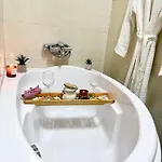 Holiday Apartments Bucharest *