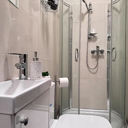 Holiday Apartments Bucharest Апартаменти Бухарест