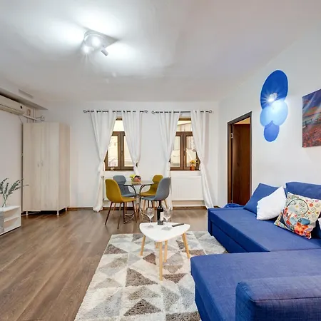 דירה Holiday Apartments Bucharest בוקרשט
